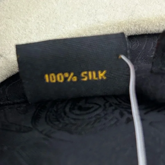 Harley-Davidson Men’s Black Silk Robe - Picture 5 of 6